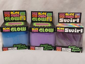 NeeDoh Nice Cubes