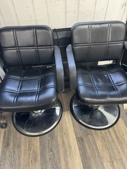 2 beautician chair including 60 inches TV $250