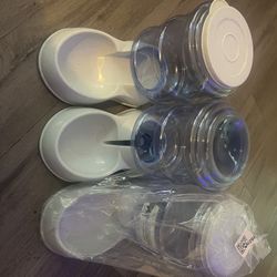 Dog / Cat Feeder And Water Dispensar 