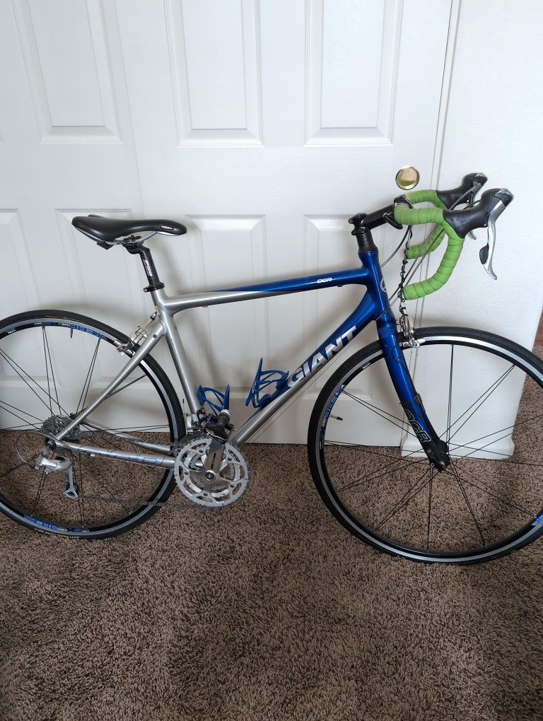 Giant Aluxx 6000 Series OCR2 Roadbike