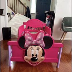 Minnie Mouse toddler bed and mattress