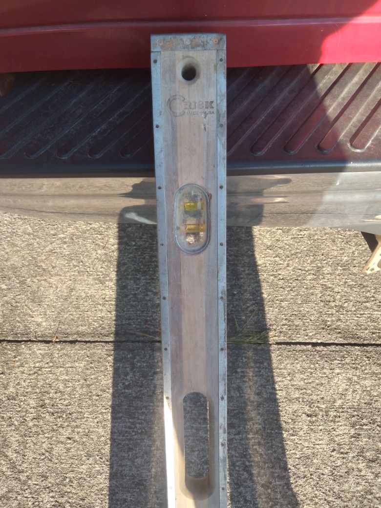4 Ft  Level  CRICK  WOODEN