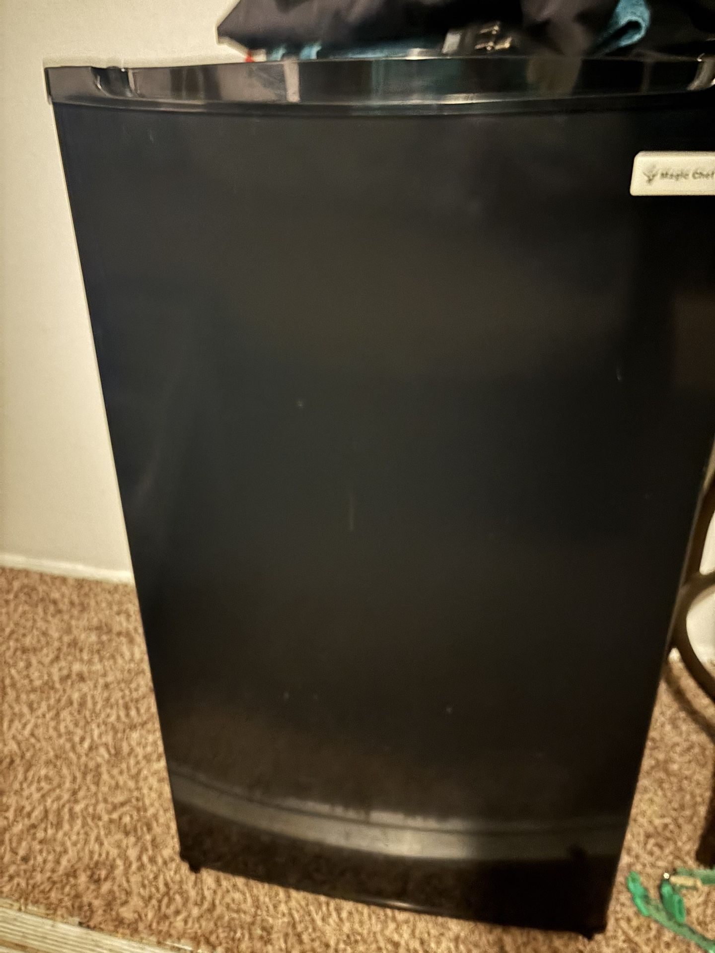 Magic Chef Mini Fridge