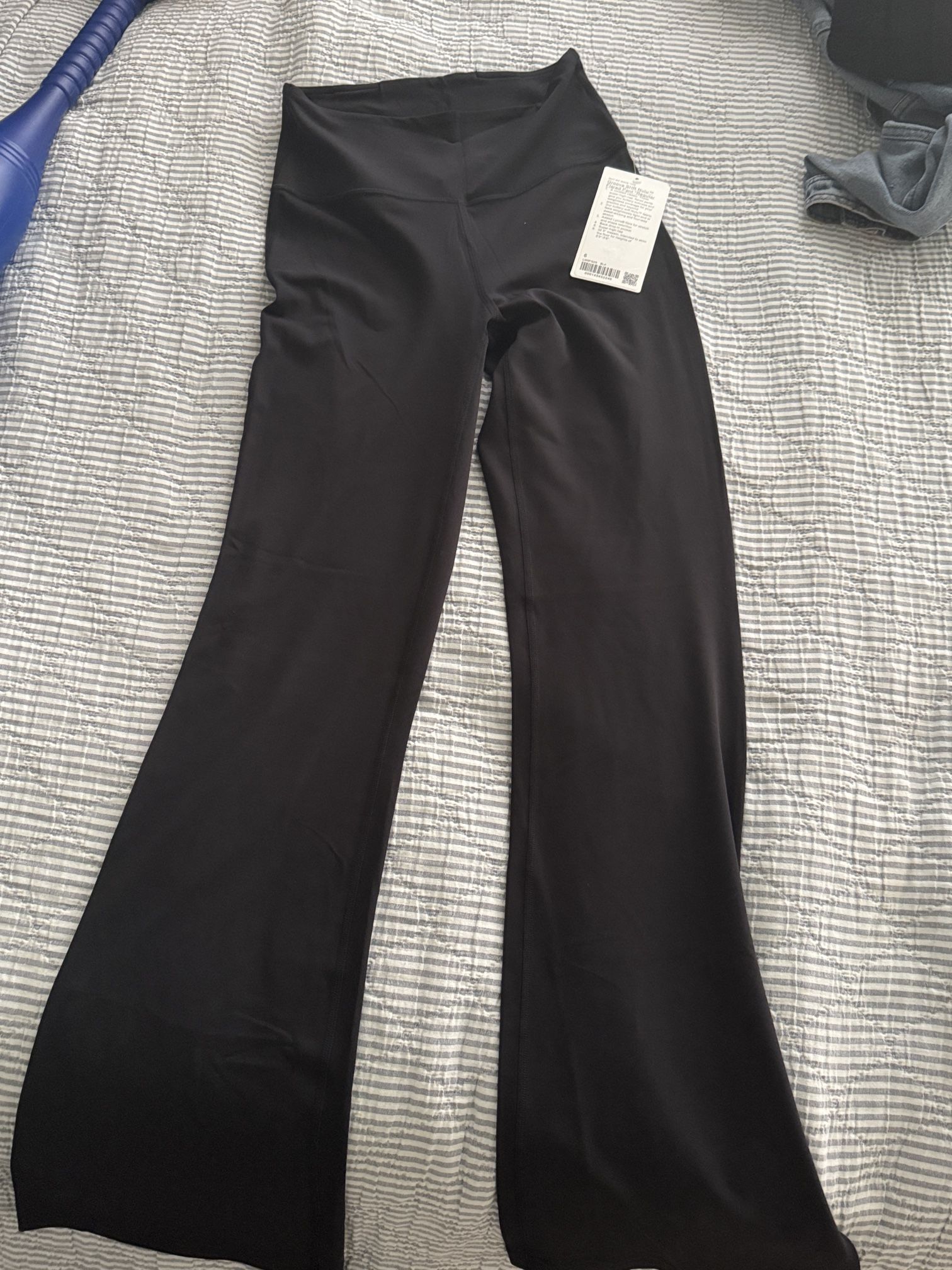 Groove SHR Nulu Flared Pant Lululemon groove SHR Flare Pant Nulu