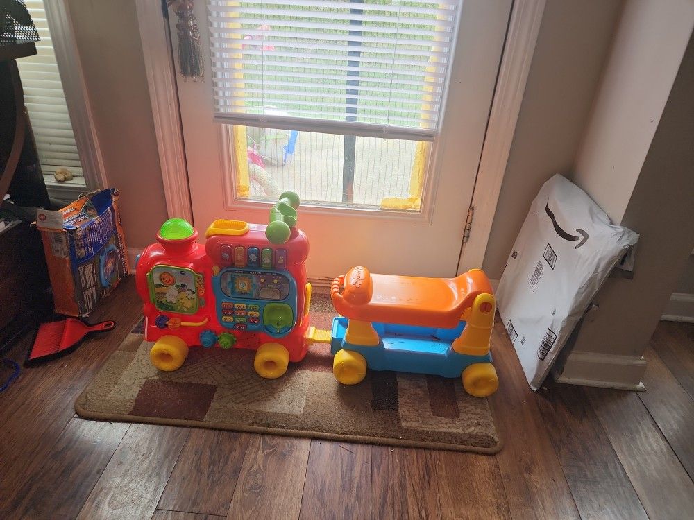 Vtech Sit-to-Stand Ulimate Alphabet Train Toy