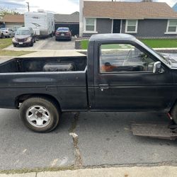 Nissan Hard Body Part Out