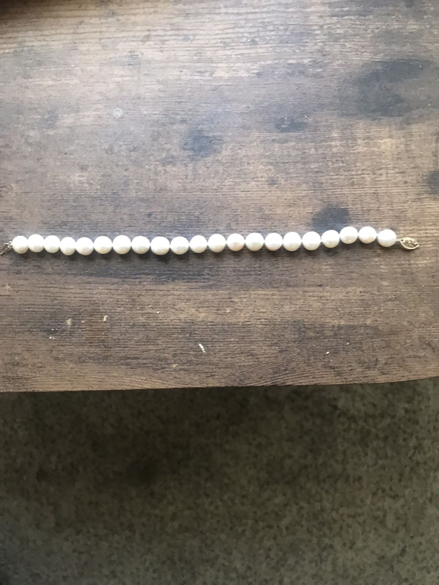 Brand New 8mm Pearl Bracelet