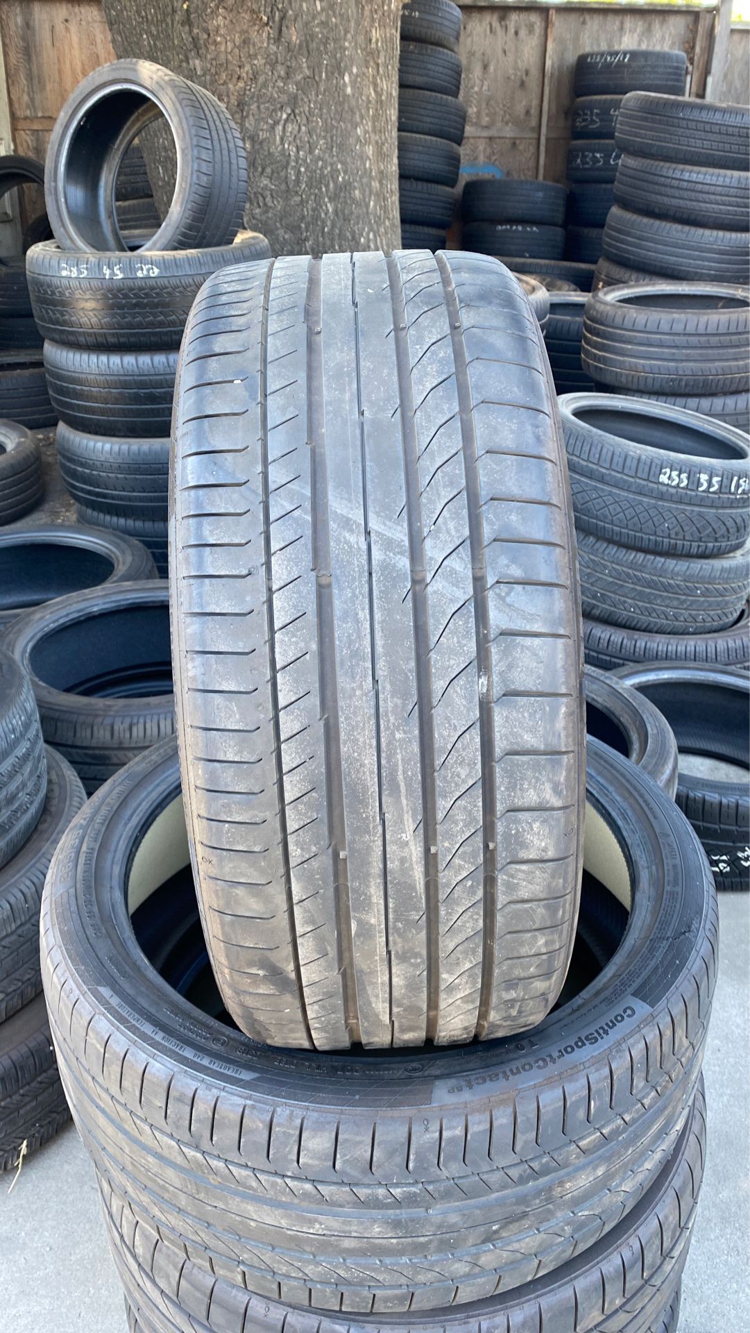 used continental tire set 265/35/21