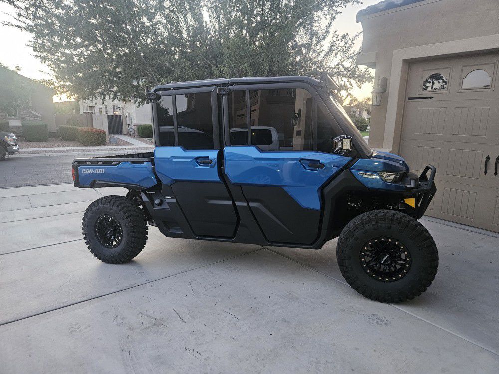 Can-Am Defender HD Limited