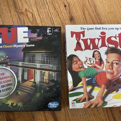 Children's games bundle Twister and Clue