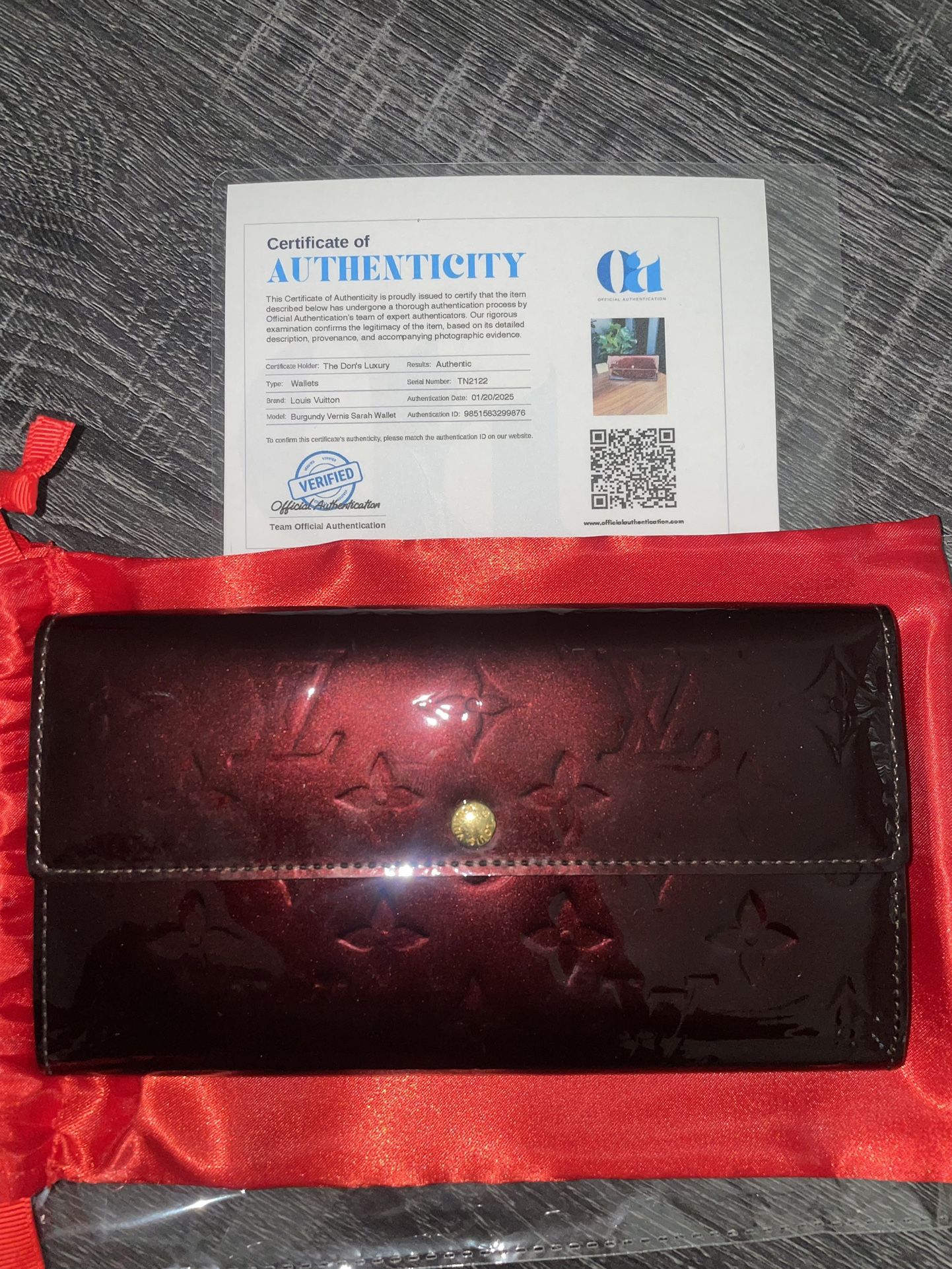 Louis Vuitton Burgundy Vernis Sarah Wallet