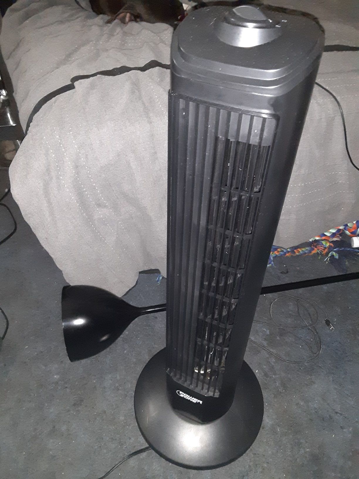 Power zone oscillating fan