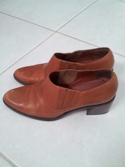 Low top boot