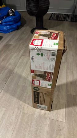 4ft Artificial Christmas Tree in Box