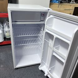 mini fridge