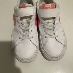 Girl’s Shoes