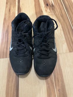 Boys shoes
