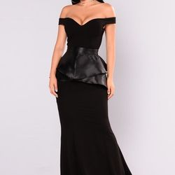 $13 Size XS Fashion Nova Fancy Dress