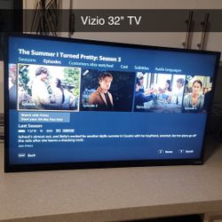 Vizio 32" TV w/Remote