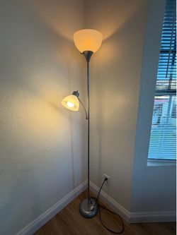 Lamp with reading lamp
