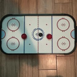 Air Hockey Table