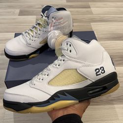 Air Jordan 5 Retro x A Ma Maniére 'Dawn' 