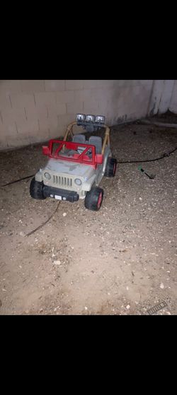 Kids Ride-On Jeep Power Wheels