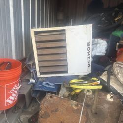 Reznor 100,000 BTU Garage Gas Heater