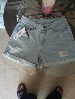 Noisyt May shorts sz M