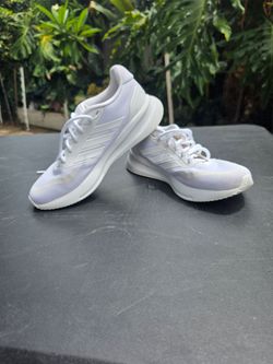ADIDAS SIZE 7.5 man