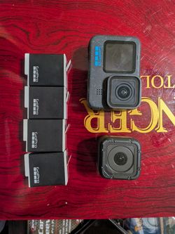 GoPro HERO12 Black + HERO Session + 5 Batteries + Carrying Case - BundleGoPro HERO12 Black