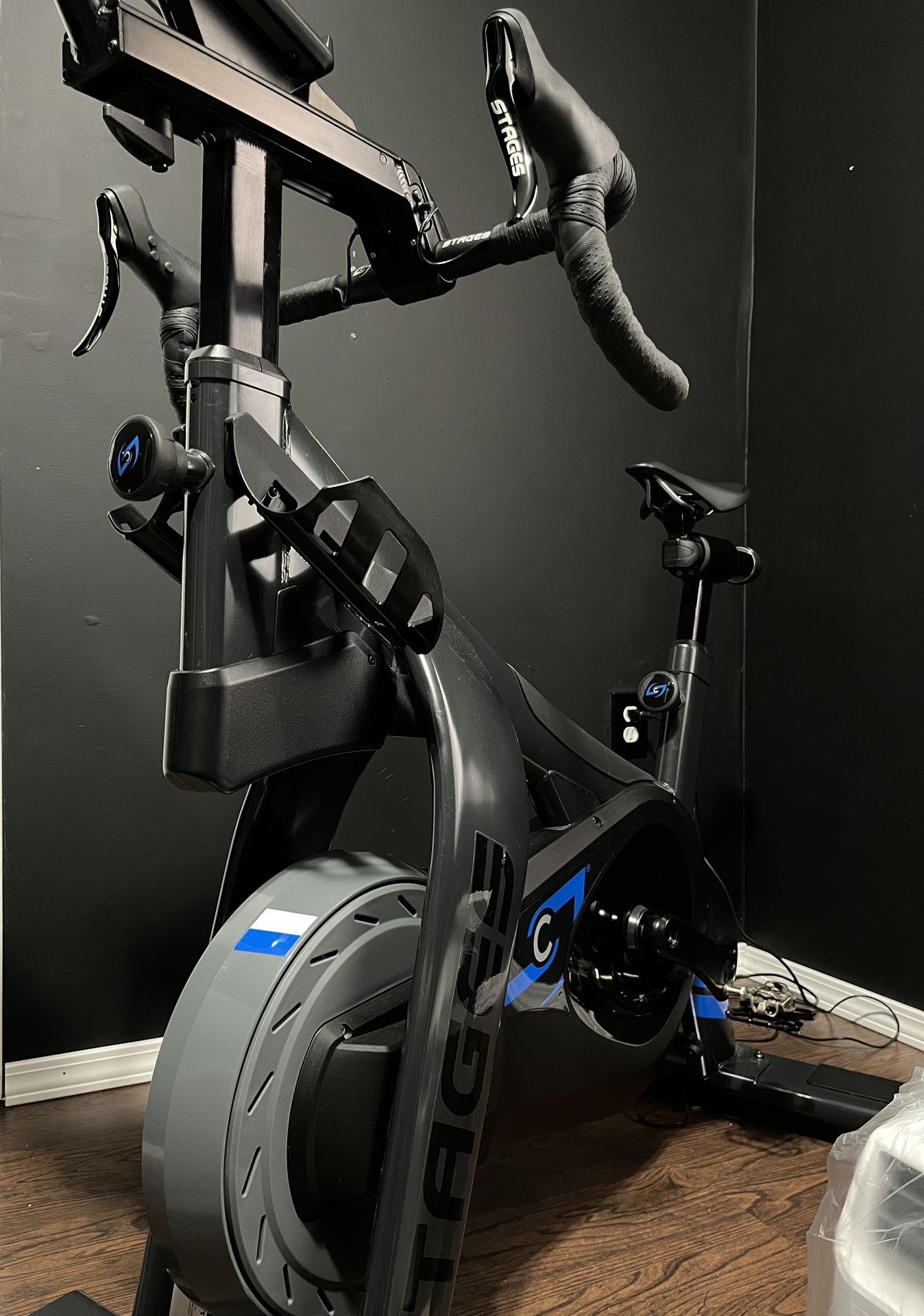 Stages Cycling SB20 Smart Bike 