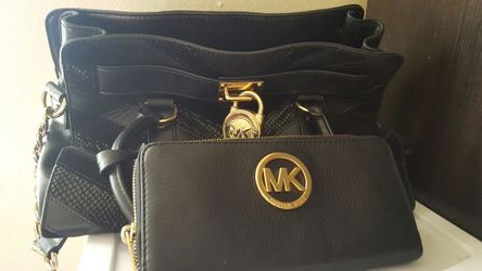 MK BLACK PURSE & WALLET