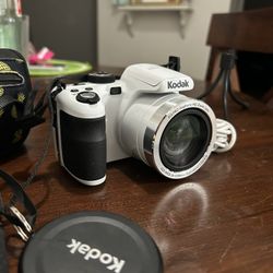 Kodak Pix pro AZ421 Bridge Digital Camara 