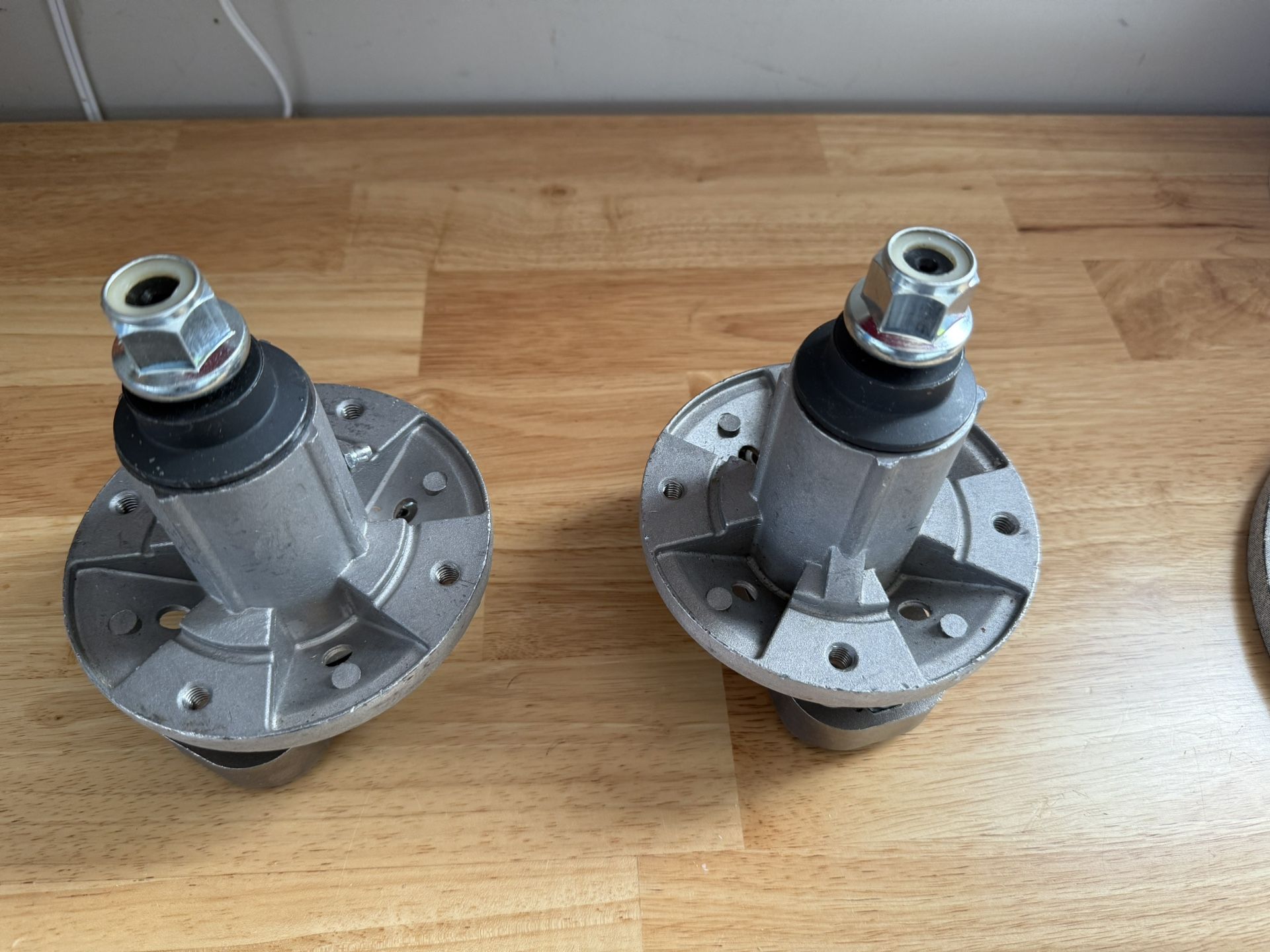 42” Lawn Mower Deck Spindle(2) Kit with Belt