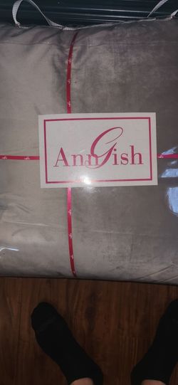 Ann Gish Bed Sets