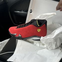 Ferrari 14