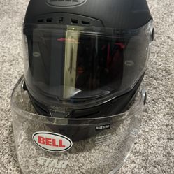 Bell Race Star Flex DLX Helmet (Matte Black- MEDIUM)   