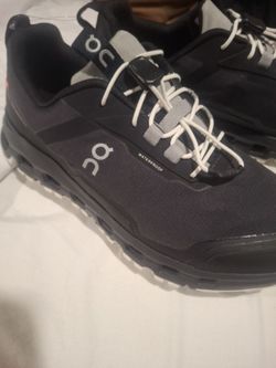 On Cloudventure Waterproof Trail Sneakers