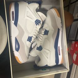 Air Jordan 4 “Navy Sb”