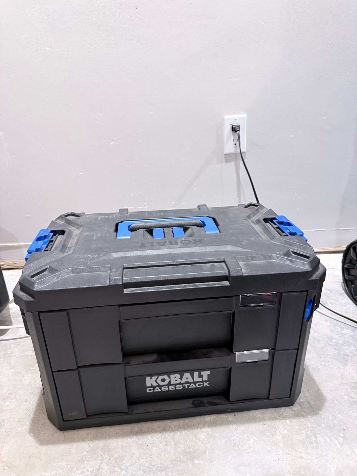 Kobalt casetack 2-drawer black tool box