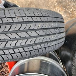 215/65R16