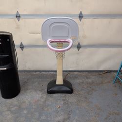 Little Tikes Basketball Hoop
