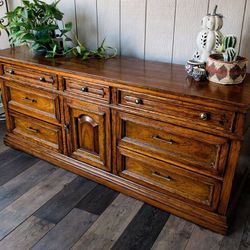 Beautiful Retro Drexel Dresser Buffet Media Center