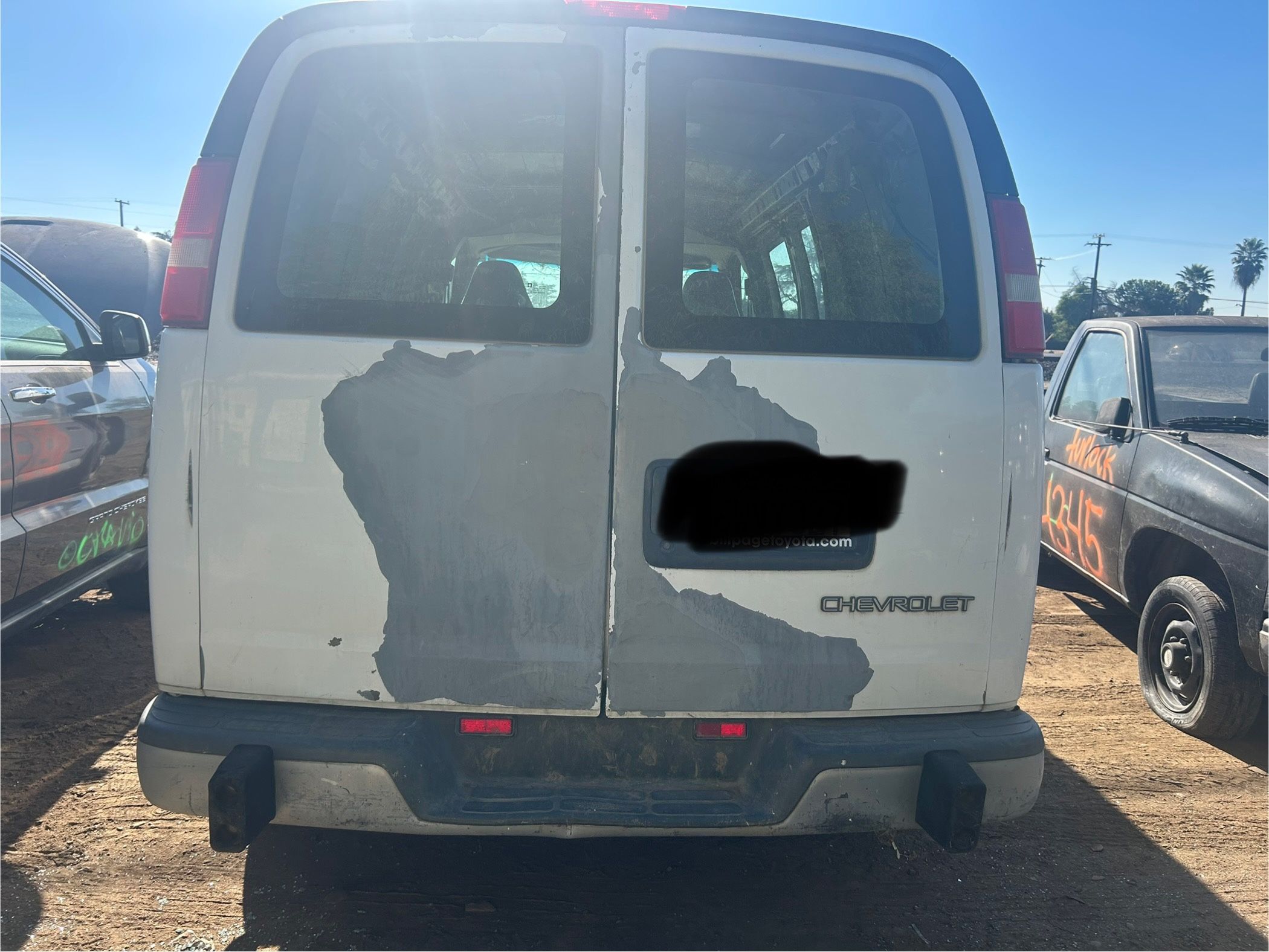 2006 Chevy Express 2500 Van For Parts Only