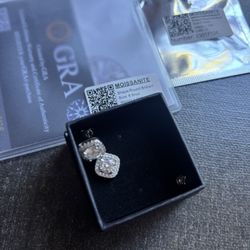 VVS1 Moissanite Earrings 1.0ct