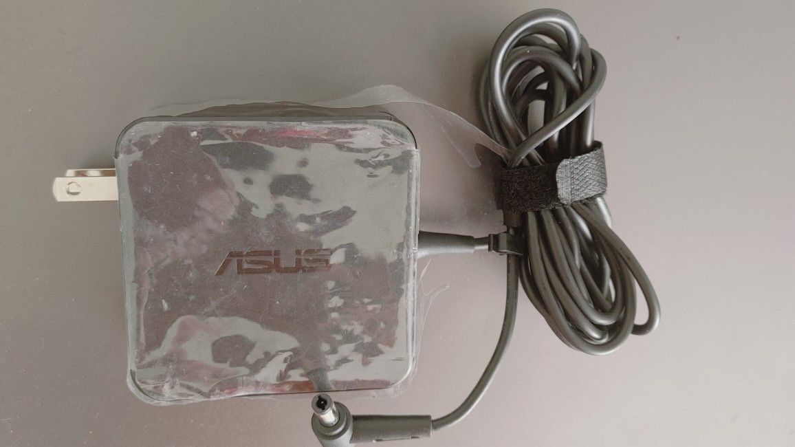 ASUS LAPTOP CHARGER
