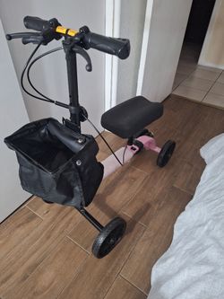 Knee Scooter Brand New 