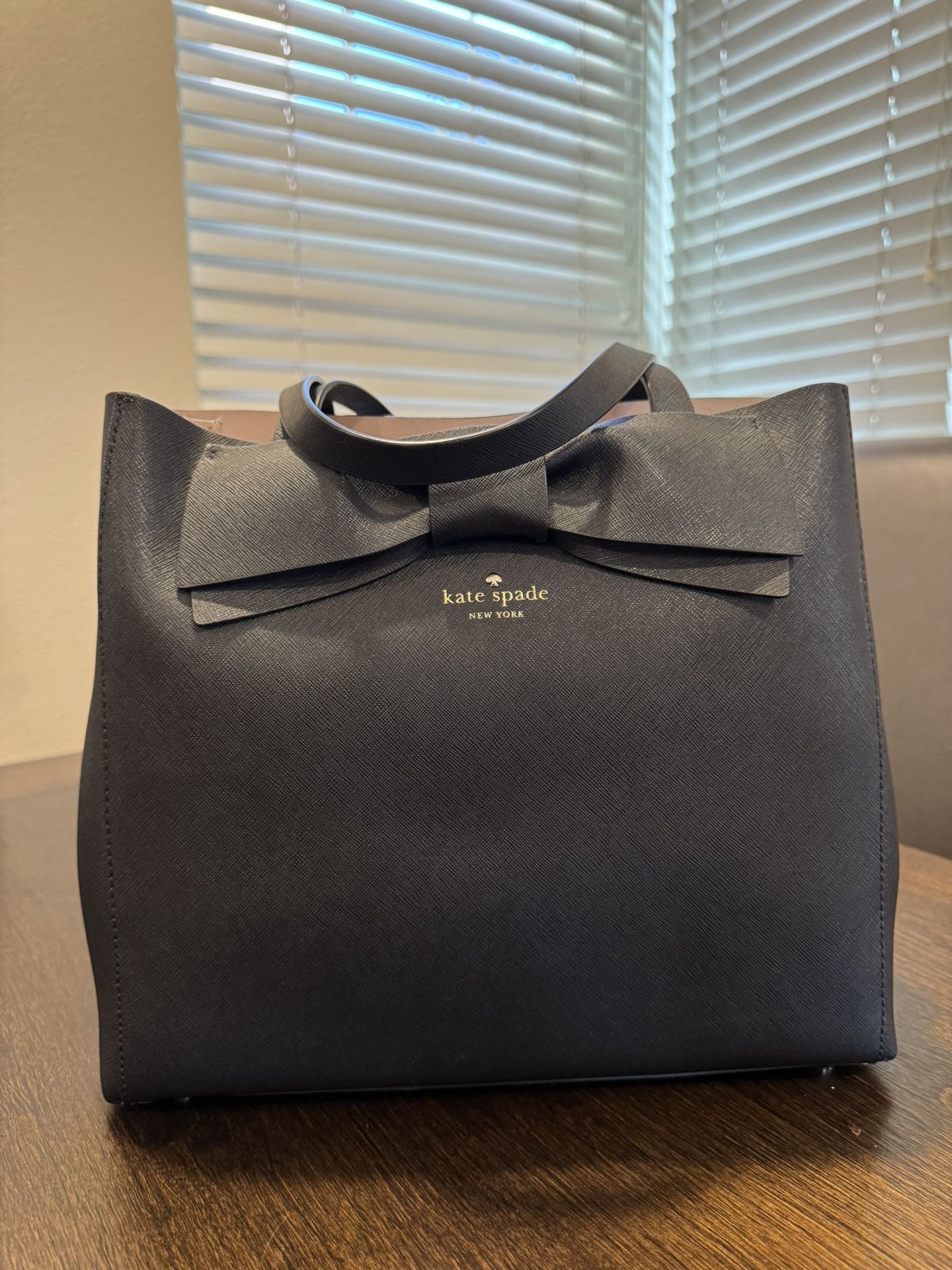 Black Kate Spade Purse