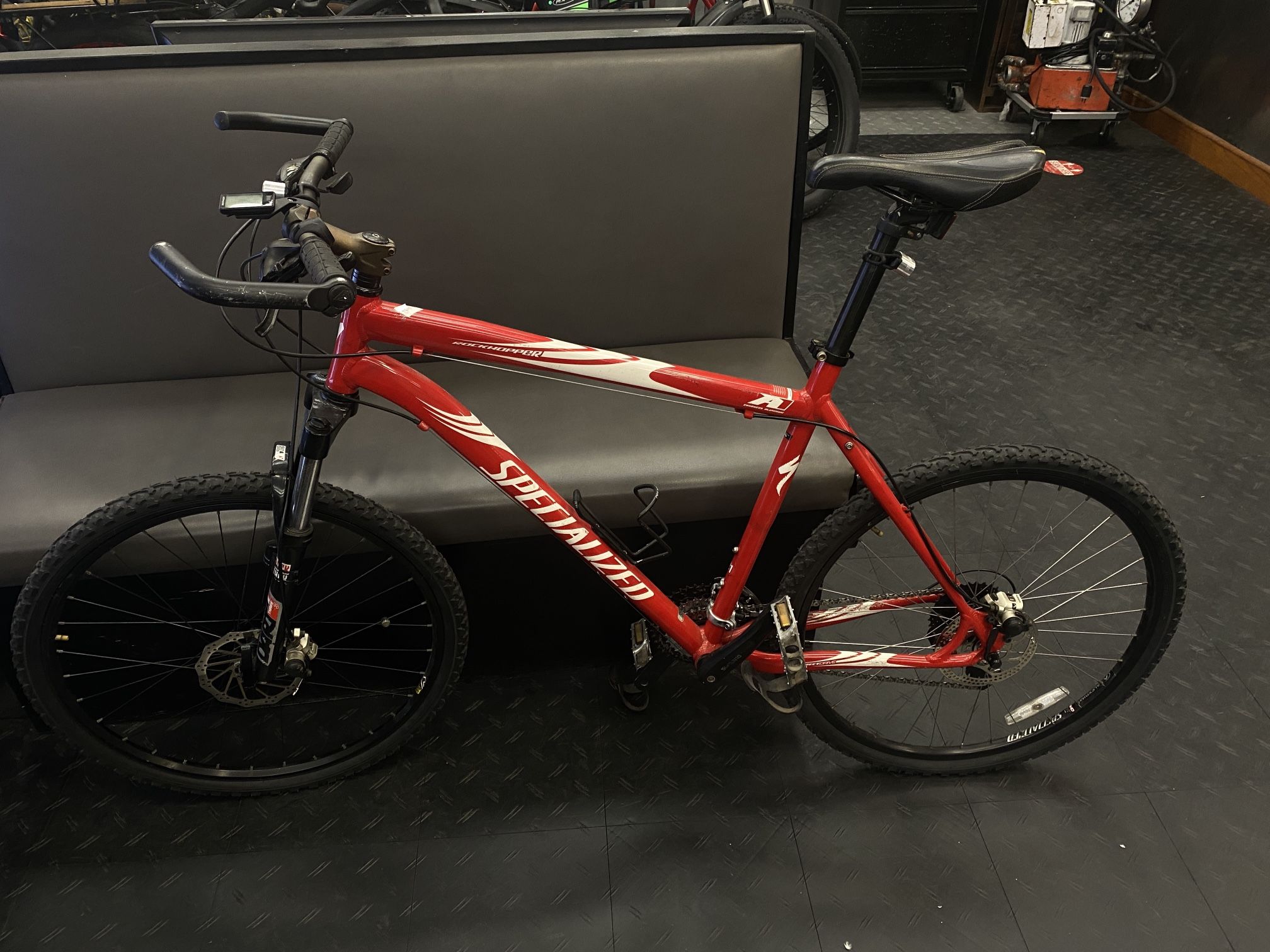 Vintage Specialized Rockhopper Mountain Bike Aluminum Shimano 21 LOCAL PICK UP